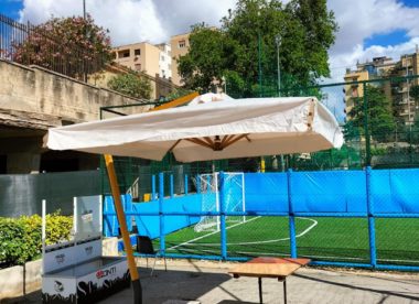 Ombrellone 3x3 palo laterale in legno